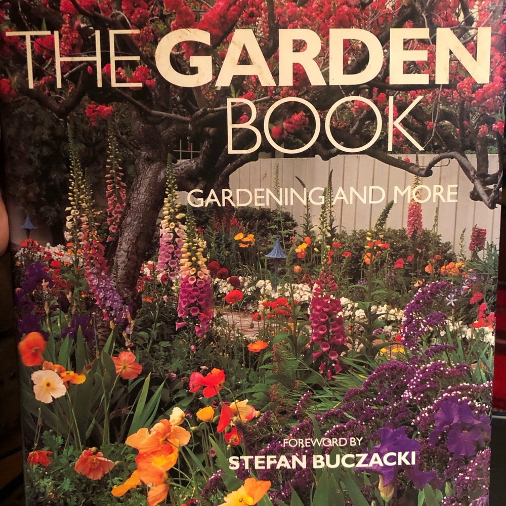 The Garden Book - Gardening and More